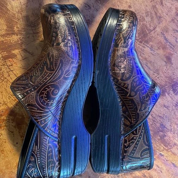 Dansko shoes - Picture 5 of 6